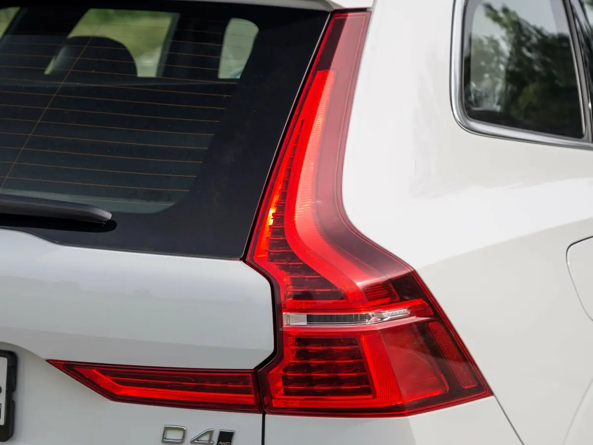 Volvo XC60 II Внедорожник 5 дв. — сүрөт 38