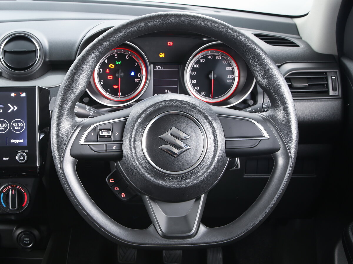 Suzuki Swift V Хэтчбек 5 дв. — фото 10