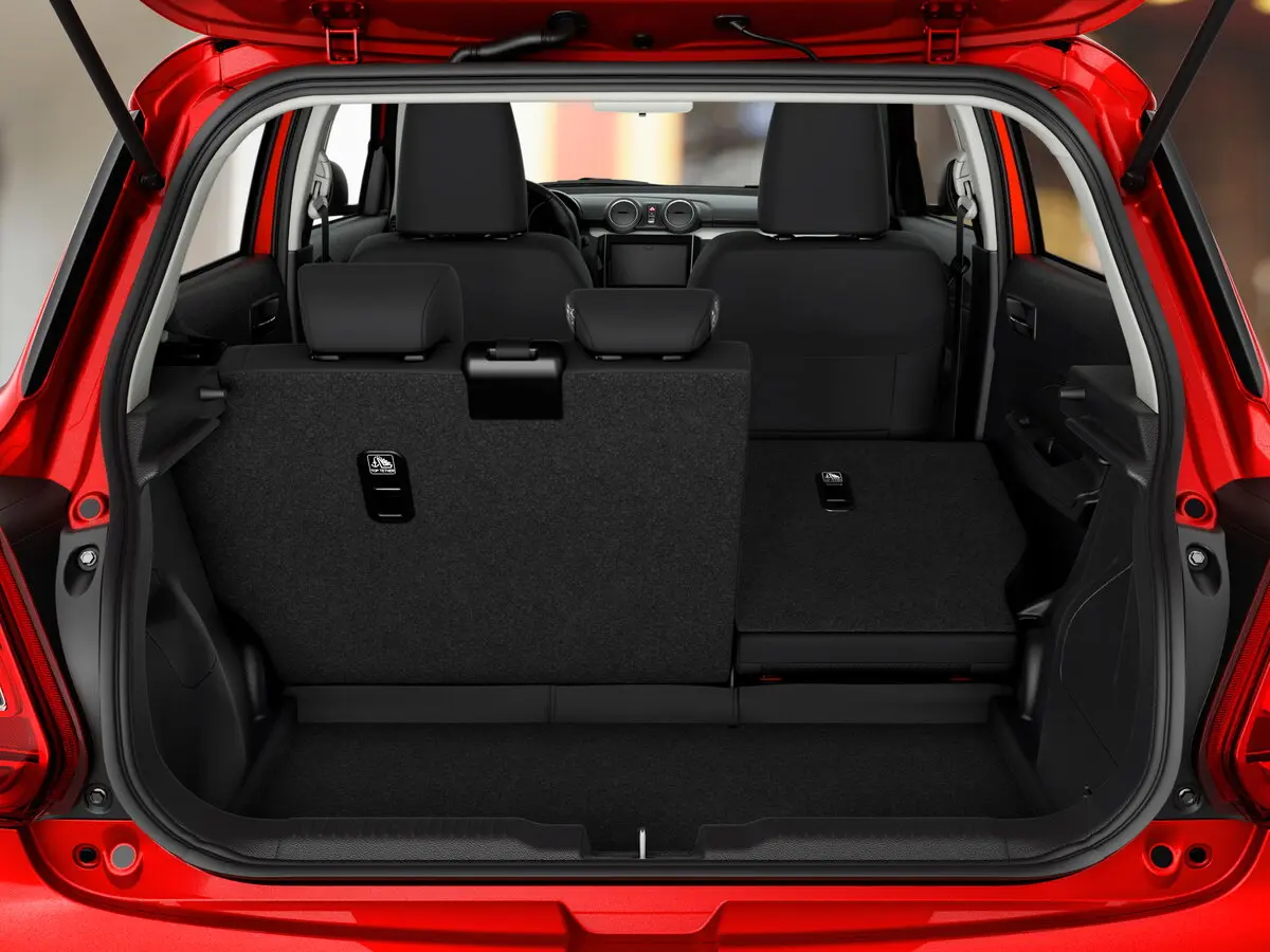 Suzuki Swift V Хэтчбек 5 дв. — photo 13
