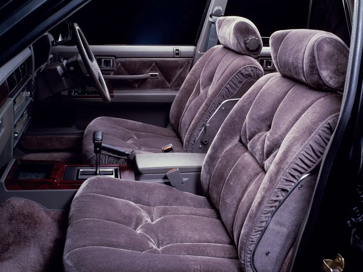 Nissan Gloria VII (Y30) Седан — сүрөт 4