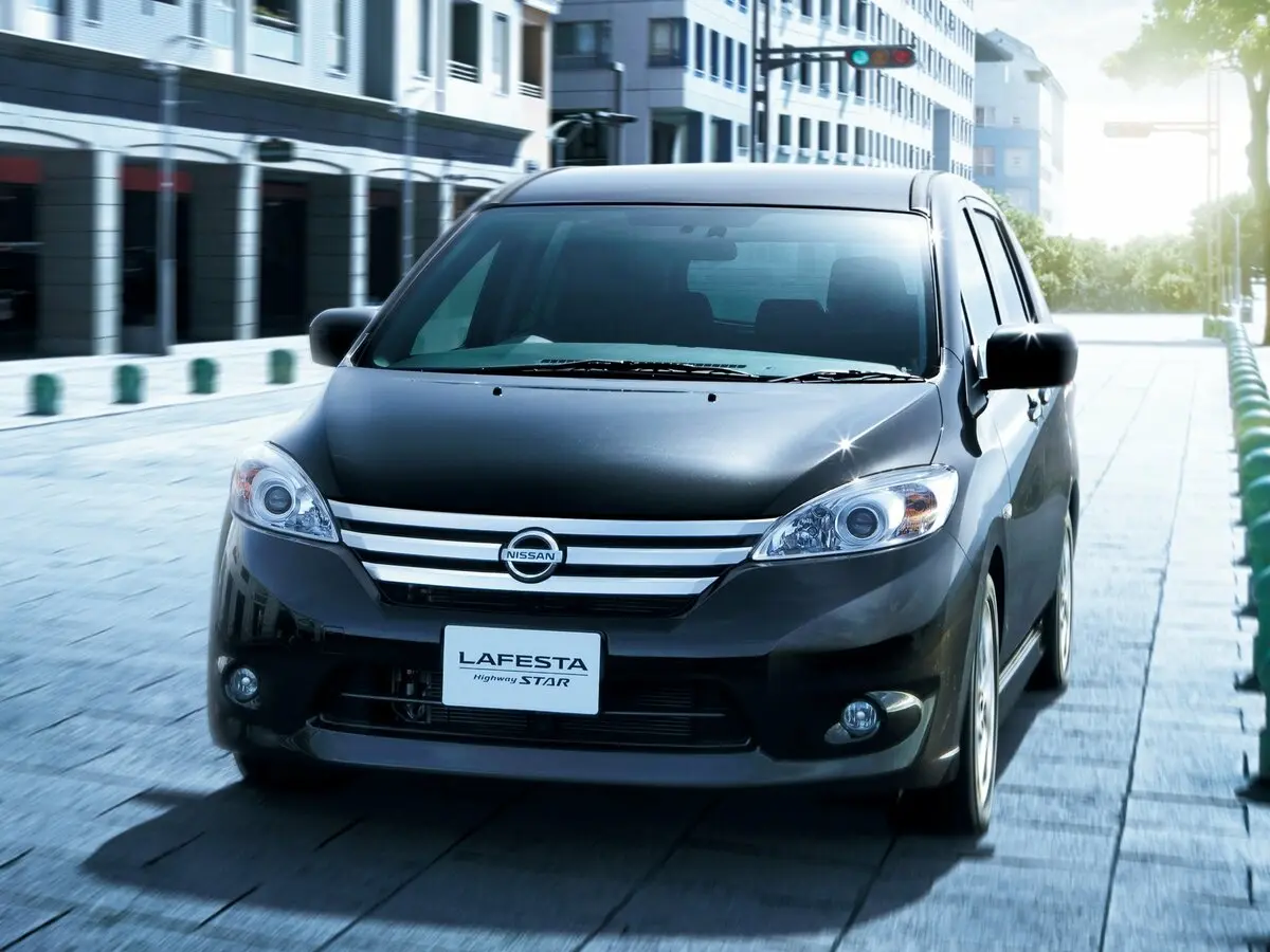 Nissan Lafesta II Компактвэн — photo 2