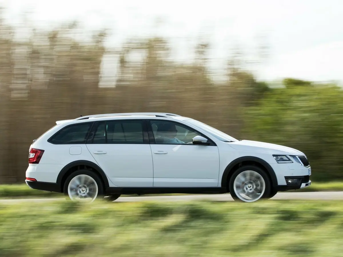 Skoda Octavia III (A7) Рестайлинг Универсал 5 дв. Scout — сүрөт 2