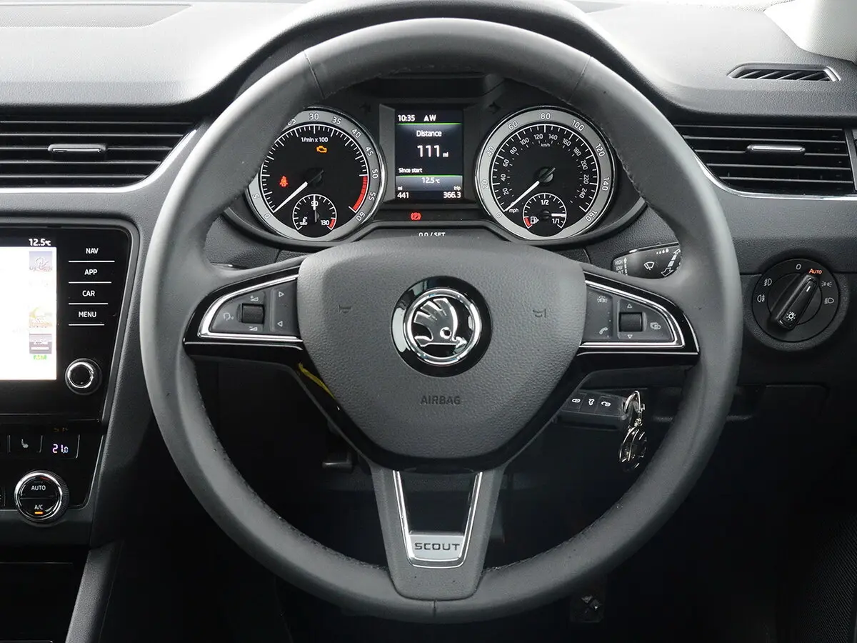 Skoda Octavia III (A7) Рестайлинг Универсал 5 дв. Scout — сүрөт 8