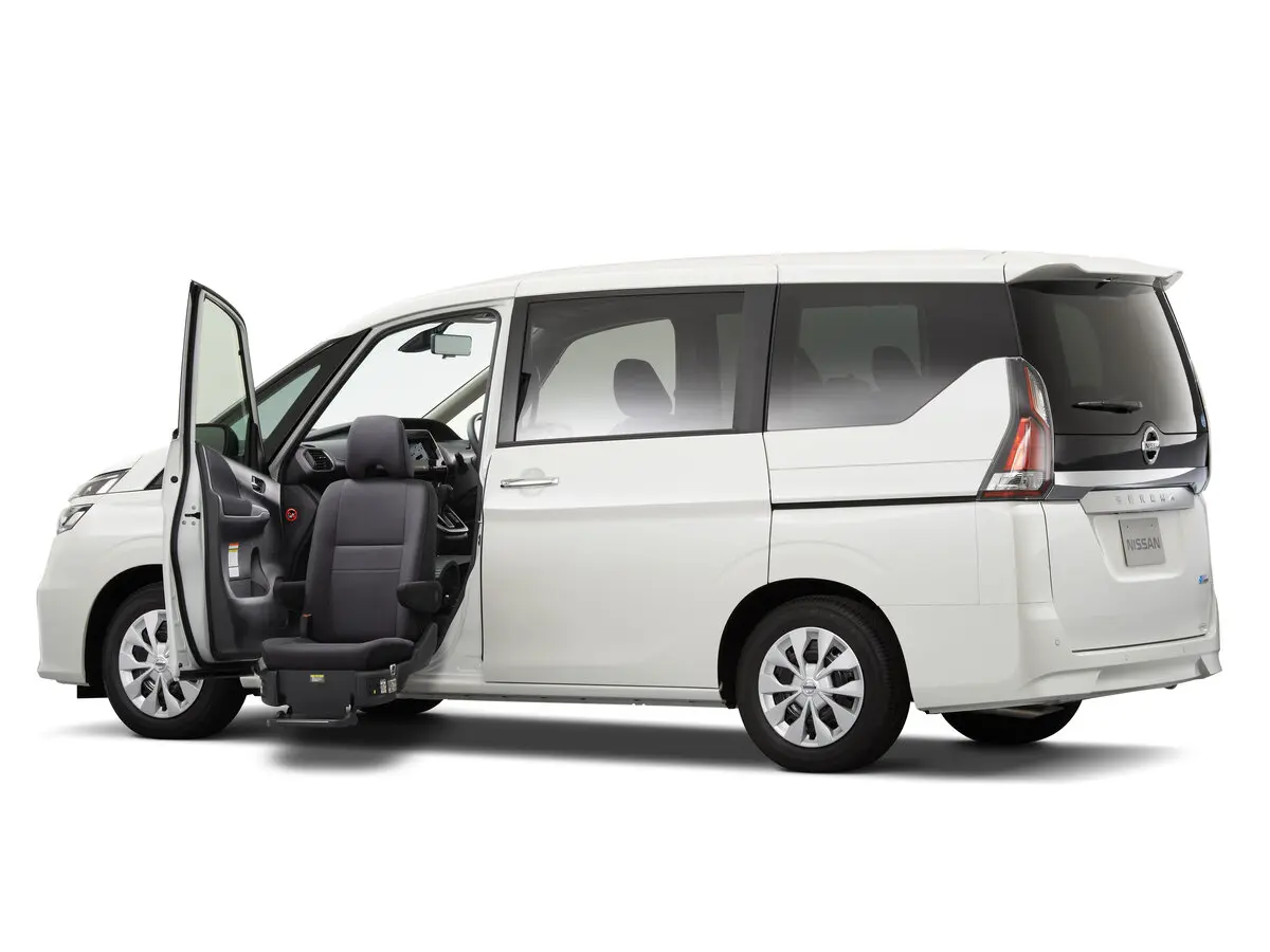 Nissan Serena V (C27) Минивэн — фото 2