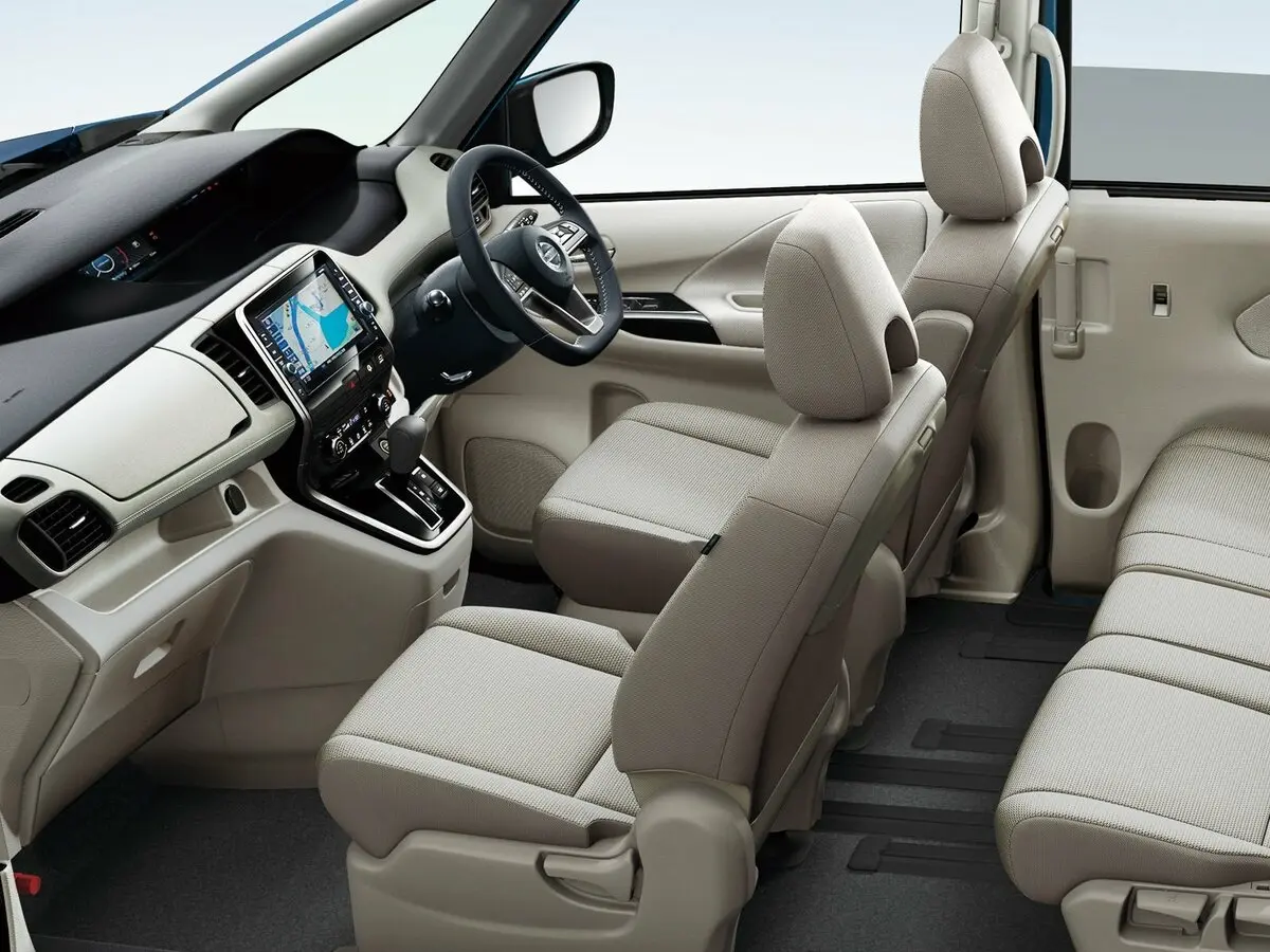 Nissan Serena V (C27) Минивэн — фото 6