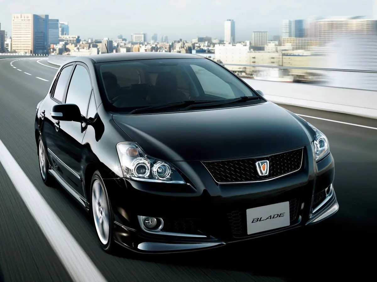 Toyota Blade I (E150) Рестайлинг Хэтчбек 5 дв. — фото 2