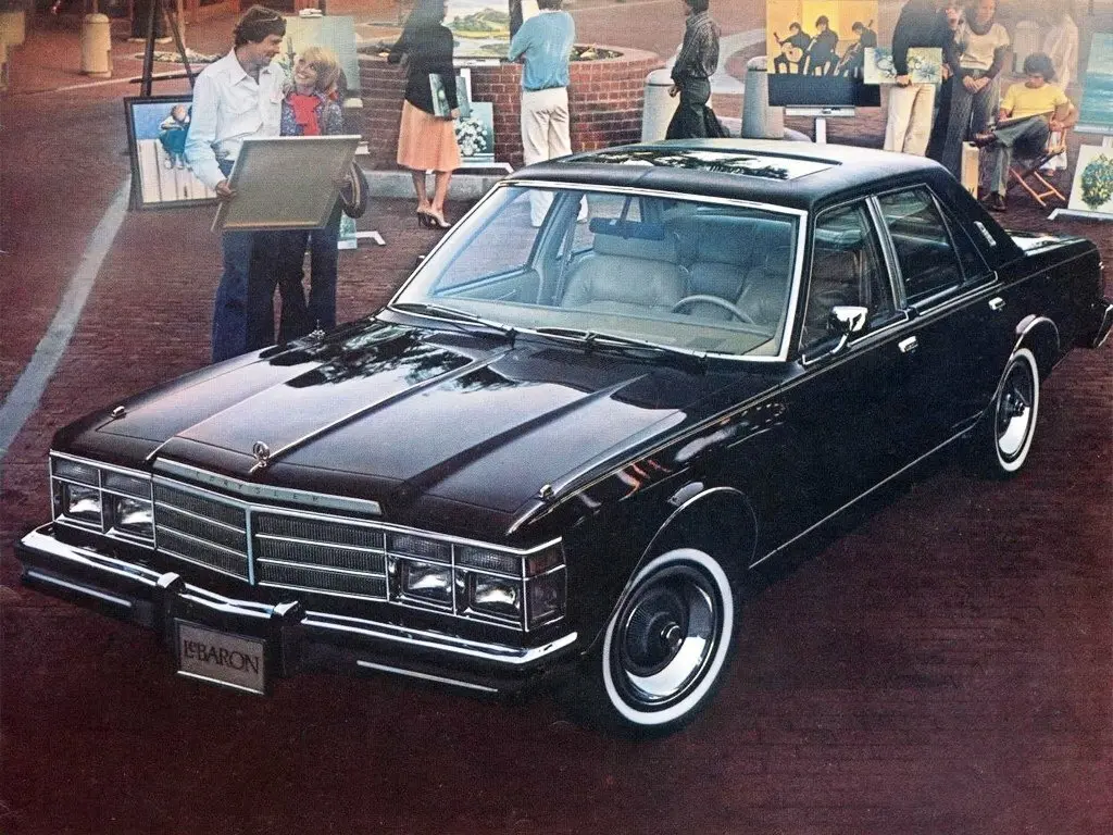 Chrysler LeBaron I Седан — сүрөт 3