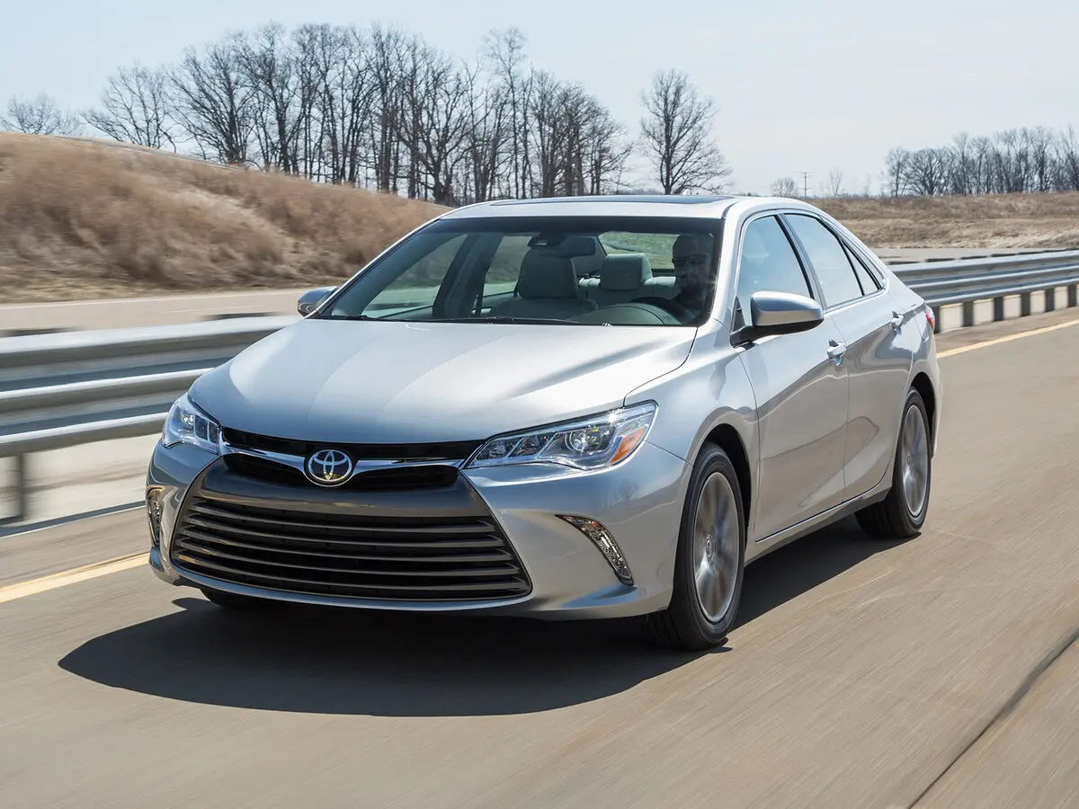 Toyota Camry VII (XV50) Рестайлинг Седан US Market