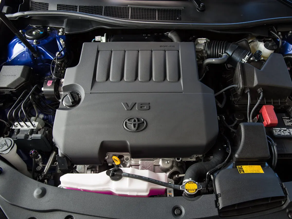 Toyota Camry VII (XV50) Рестайлинг Седан US Market — сүрөт 11