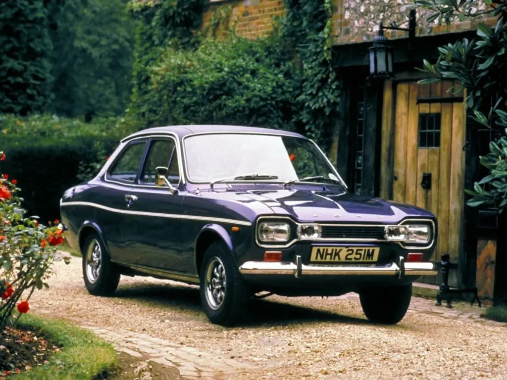 Ford Escort I Седан 2 дв. — 照片 5