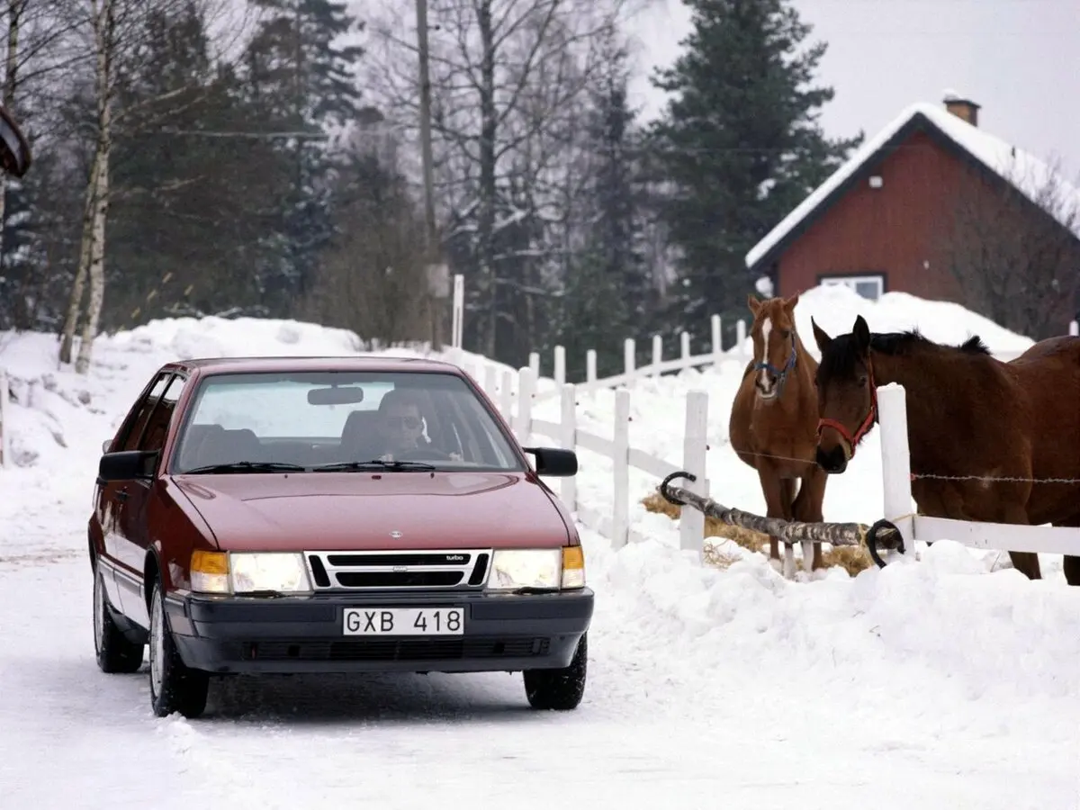 Saab 9000 I Лифтбек — сүрөт 3