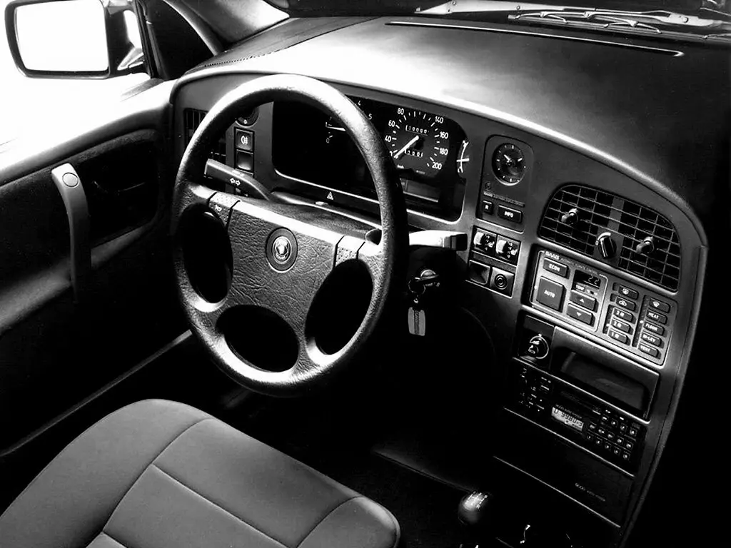 Saab 9000 I Седан — сүрөт 4