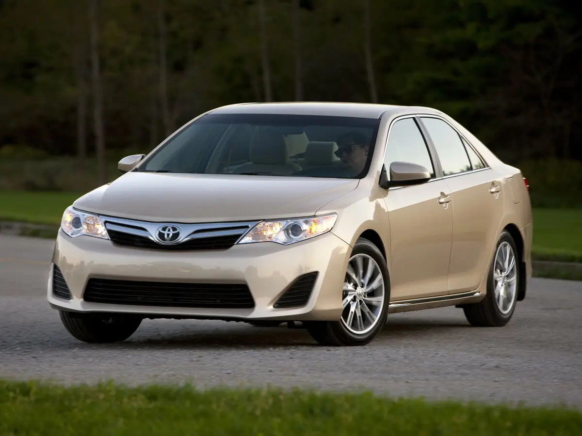Toyota Camry VII (XV50) Седан US Market — сүрөт 3