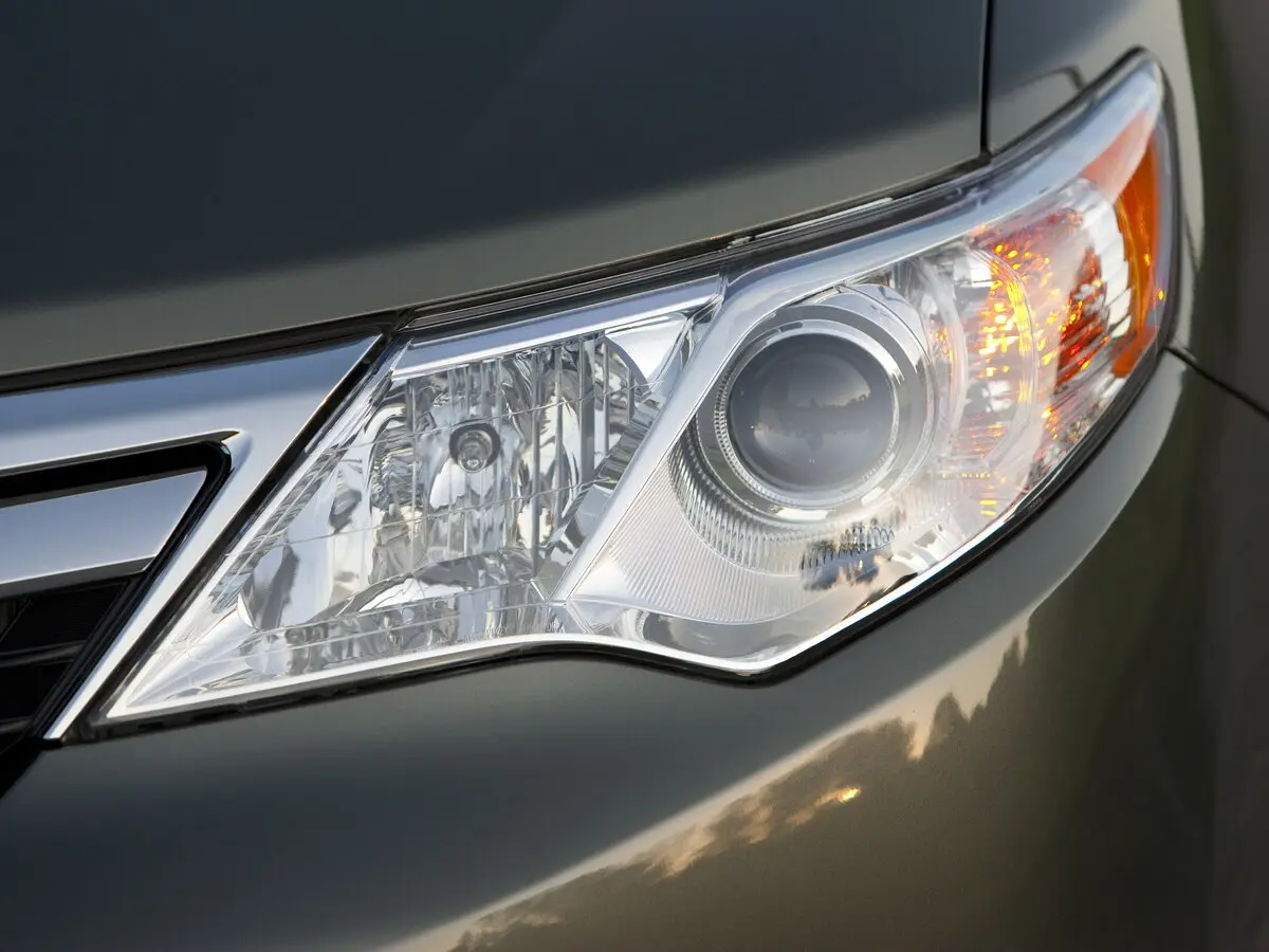 Toyota Camry VII (XV50) Седан US Market — сүрөт 10