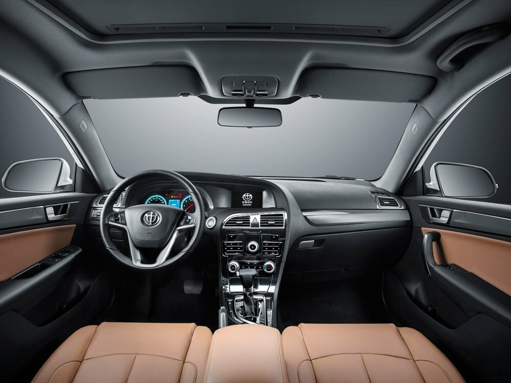 Brilliance H530 I Рестайлинг Седан — фото 3