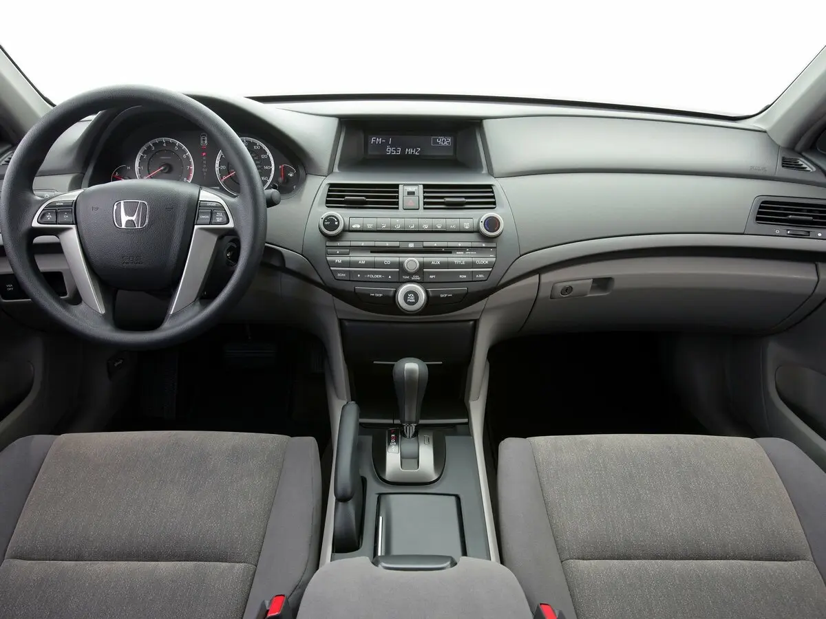 Honda Accord VIII Седан US Market — фото 5