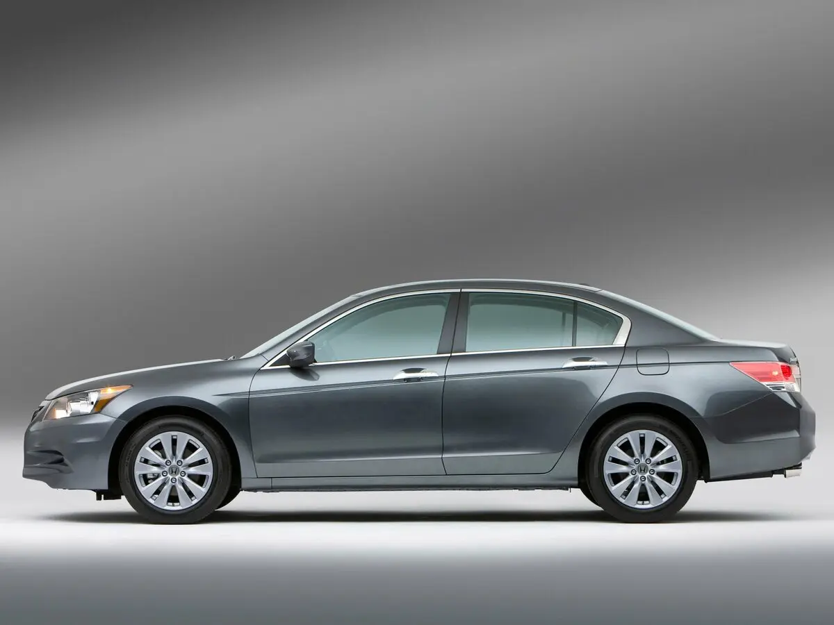 Honda Accord VIII Рестайлинг Седан US Market — фото 2