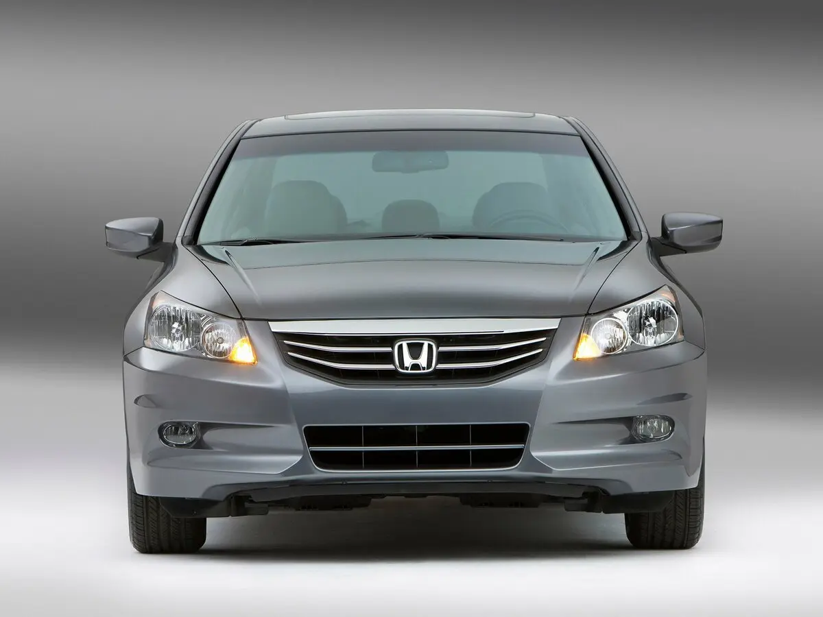 Honda Accord VIII Рестайлинг Седан US Market — фото 3