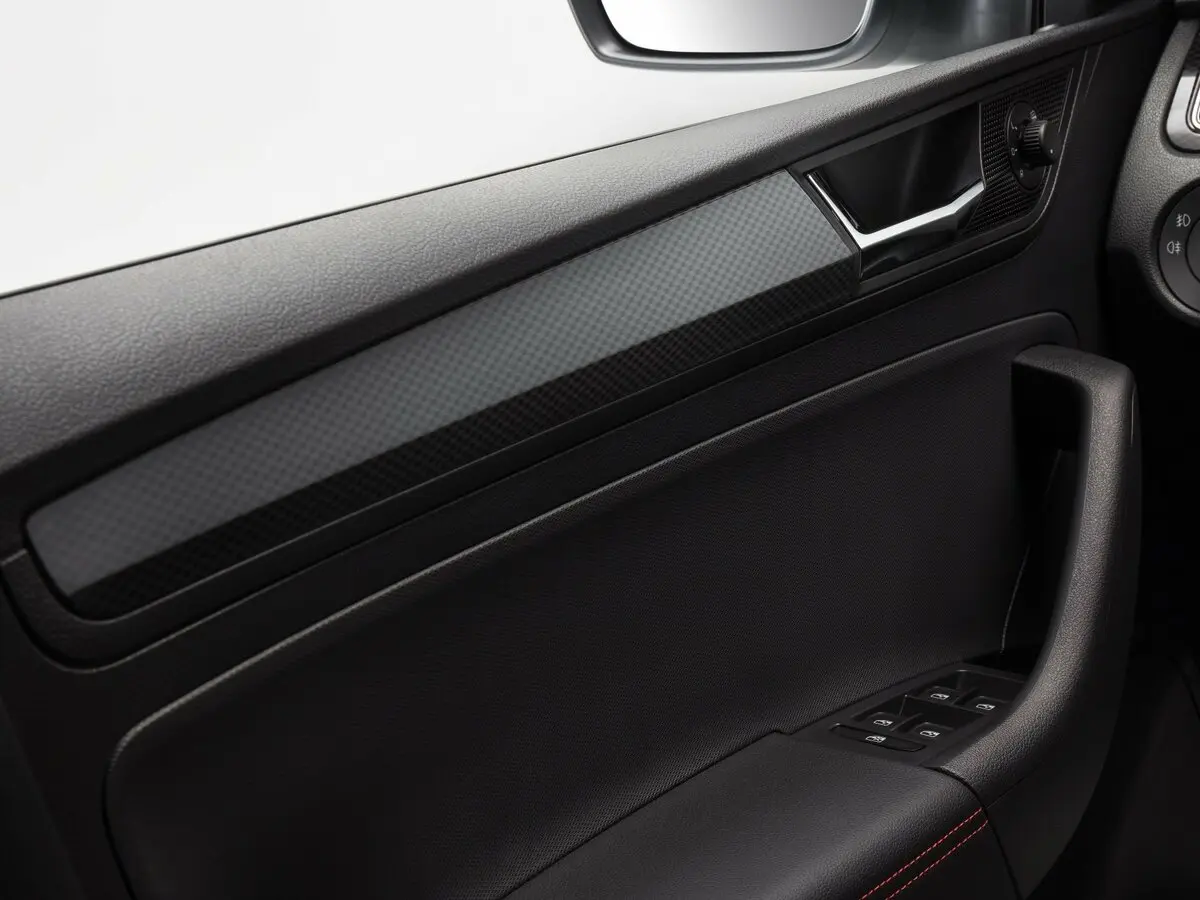 Skoda Rapid I Рестайлинг Лифтбек — фото 11