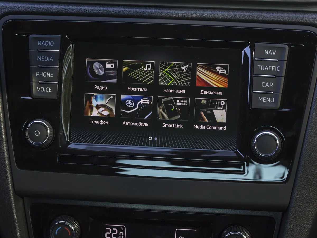 Skoda Rapid I Рестайлинг Лифтбек — фото 24
