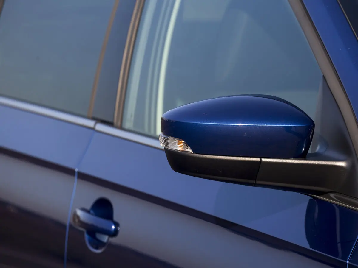 Skoda Rapid I Рестайлинг Лифтбек — фото 28