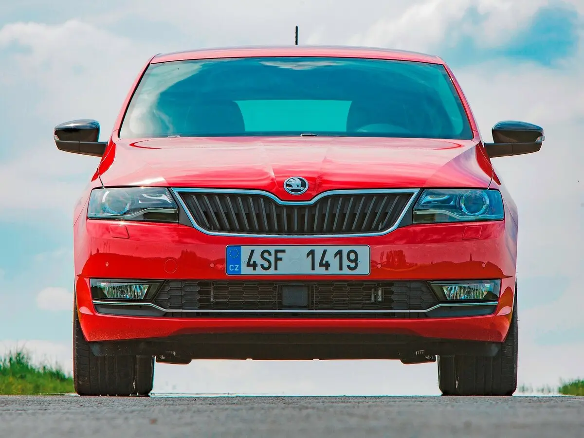 Skoda Rapid I Рестайлинг Универсал 5 дв. — фото 3