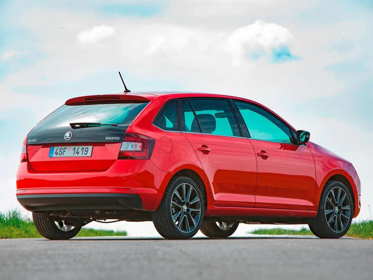 Skoda Rapid I Рестайлинг Универсал 5 дв. — фото 5