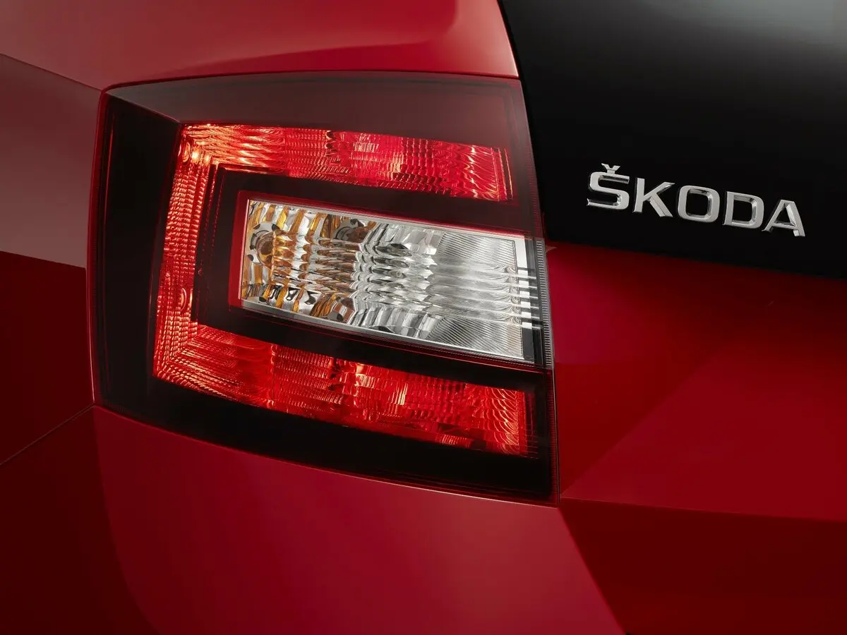 Skoda Rapid I Рестайлинг Универсал 5 дв. — фото 9