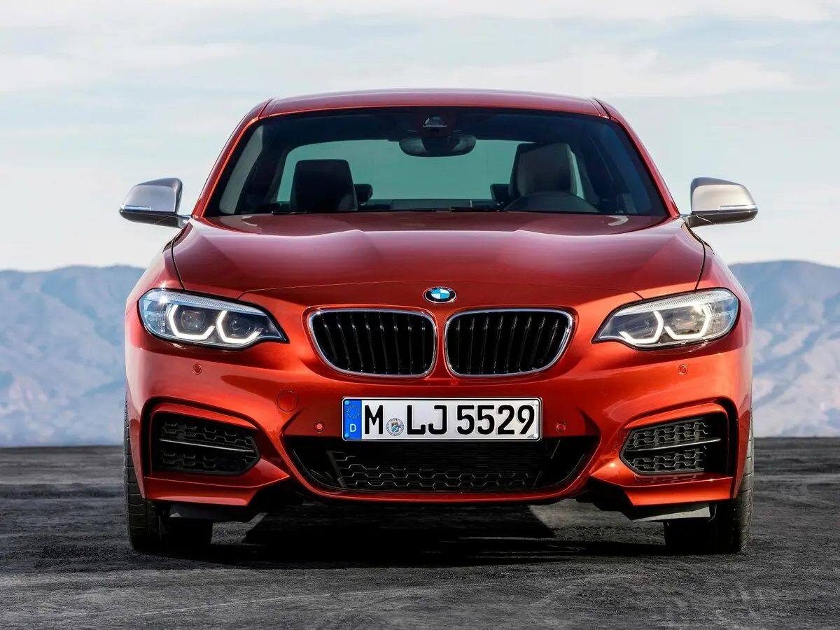 BMW 2 серии F22 Рестайлинг Купе — сүрөт 3