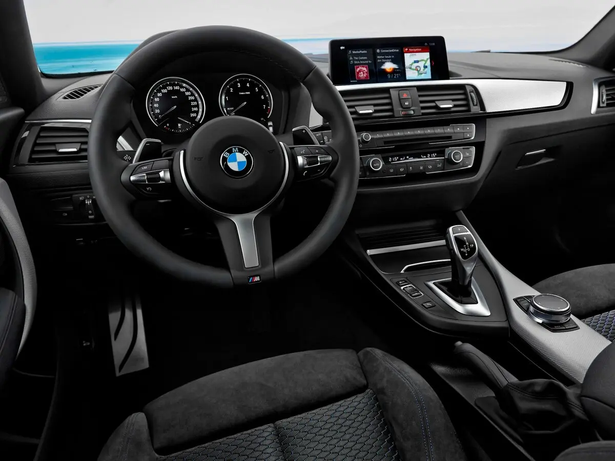 BMW 1 серии II (F20/F21) Рестайлинг 2 Хэтчбек 5 дв. — сүрөт 10