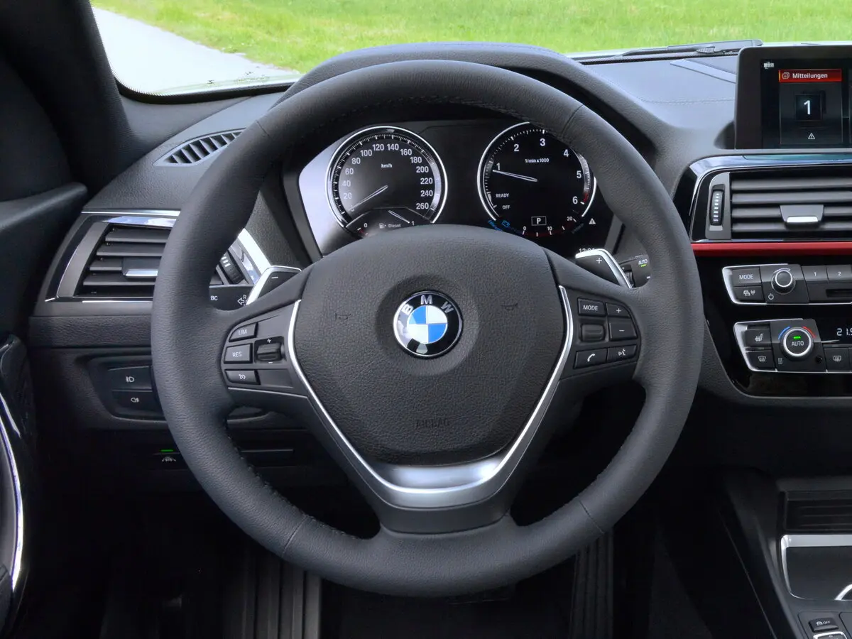 BMW 1 серии II (F20/F21) Рестайлинг 2 Хэтчбек 3 дв. — сүрөт 9