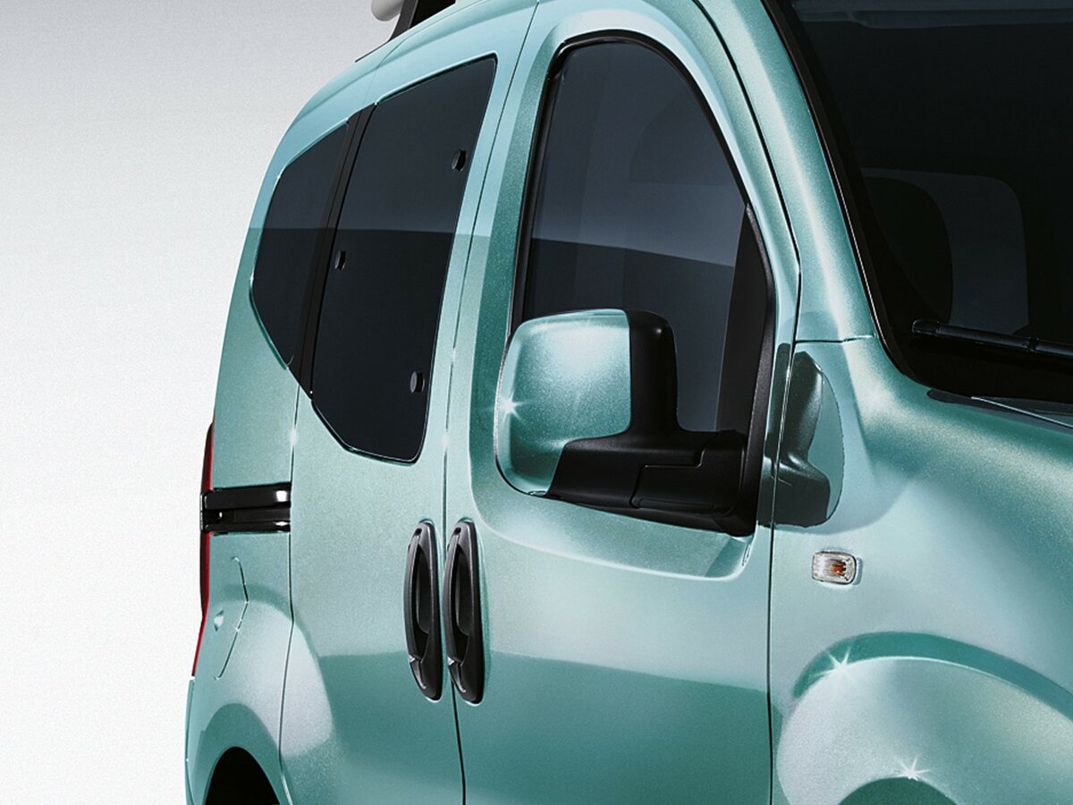 Fiat Qubo I Рестайлинг Компактвэн — фото 12