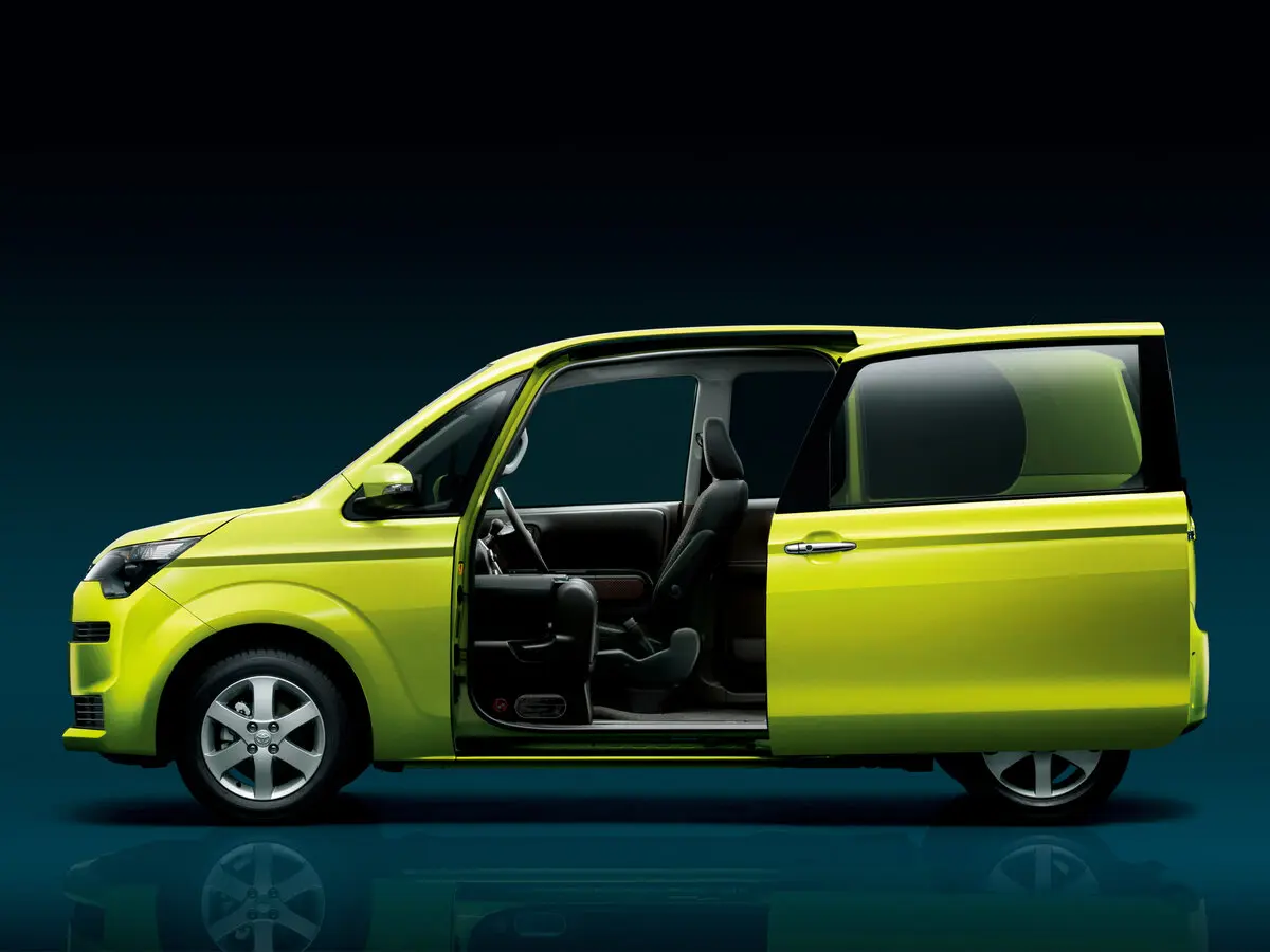 Toyota Spade 2012 – 2020 Микровэн — фото 2