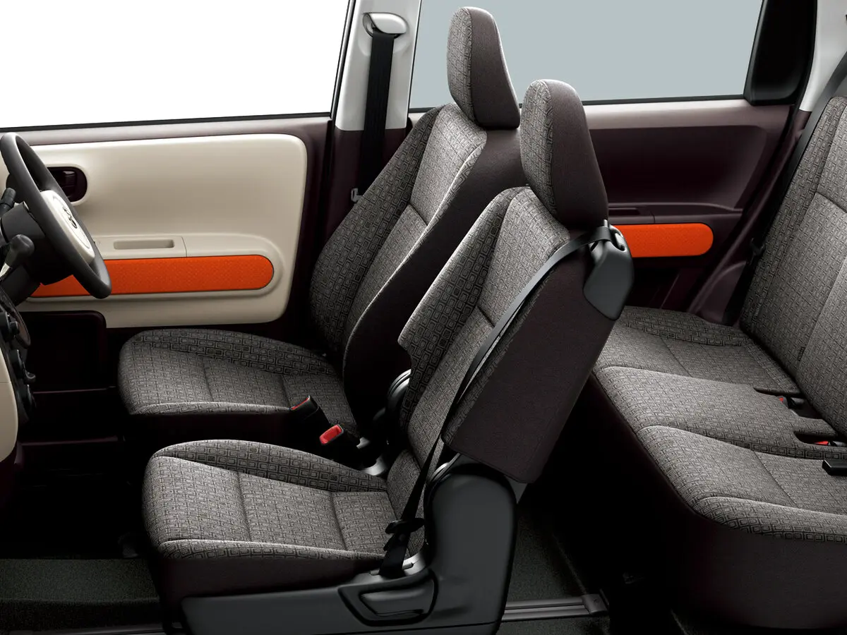 Toyota Spade 2012 – 2020 Микровэн — фото 5