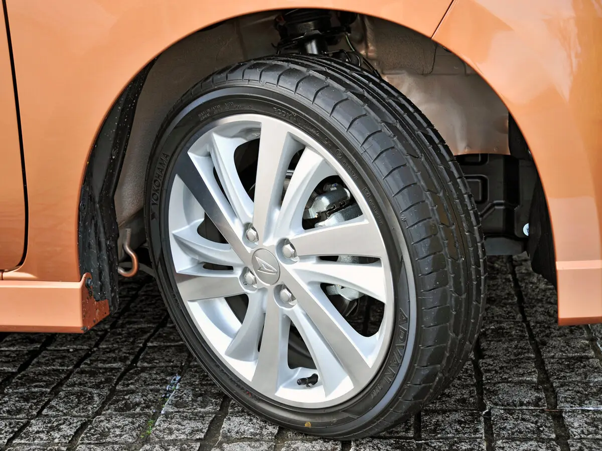 Daihatsu Move V Микровэн — сүрөт 7