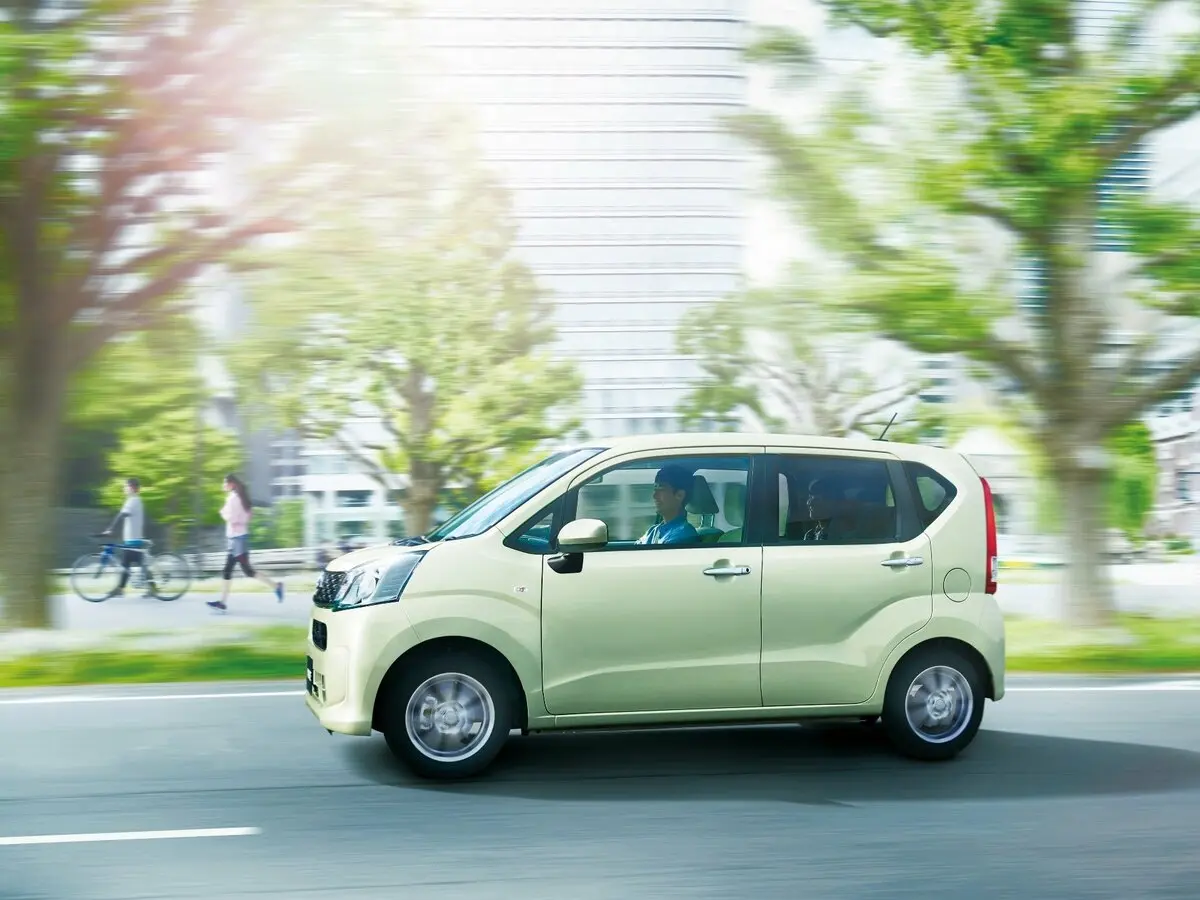 Daihatsu Move VI Микровэн — photo 2