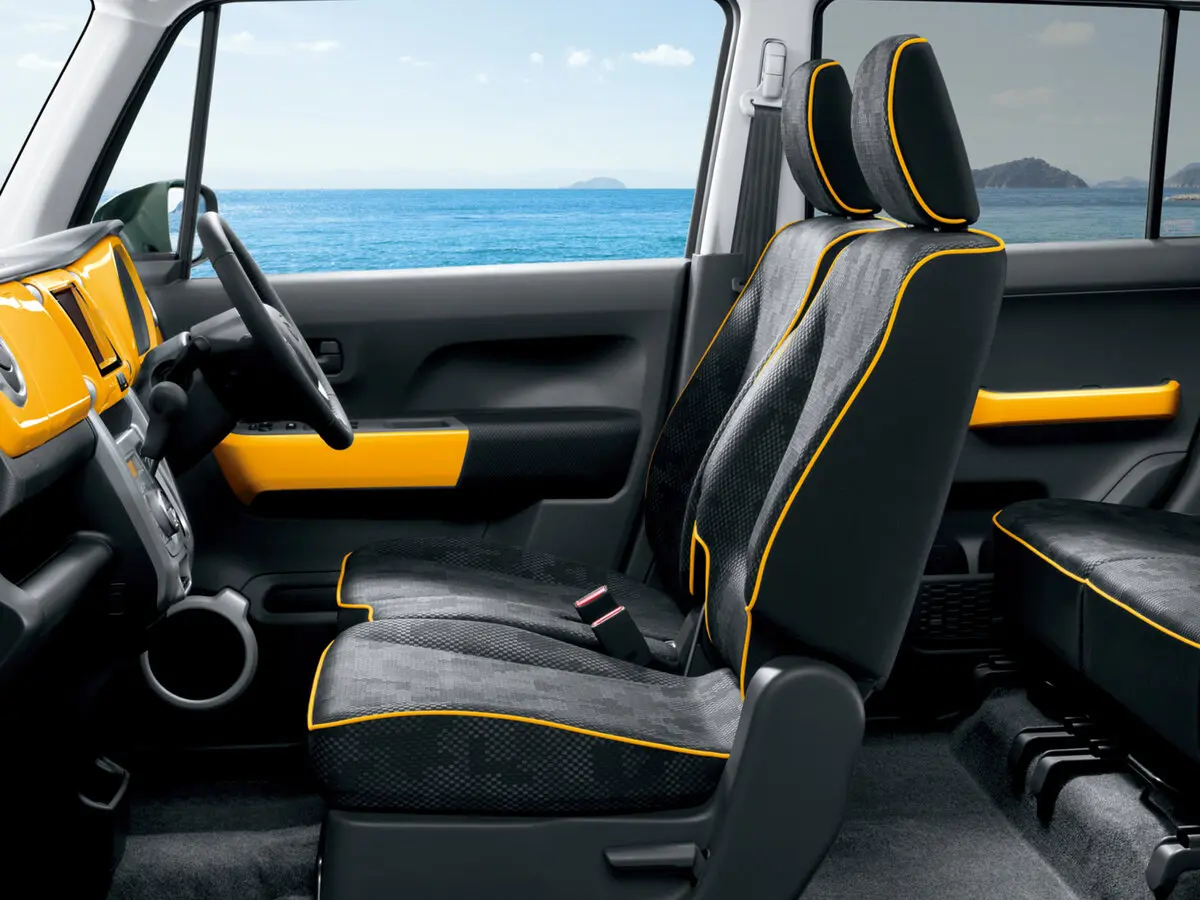 Mazda Flair Crossover I Микровэн — photo 6