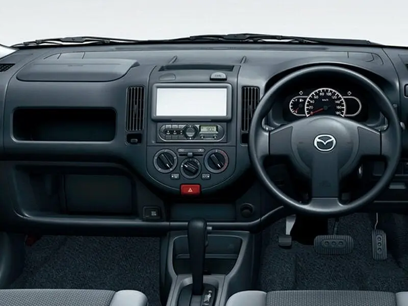 Mazda Familia Y12 Универсал 5 дв. — сүрөт 3