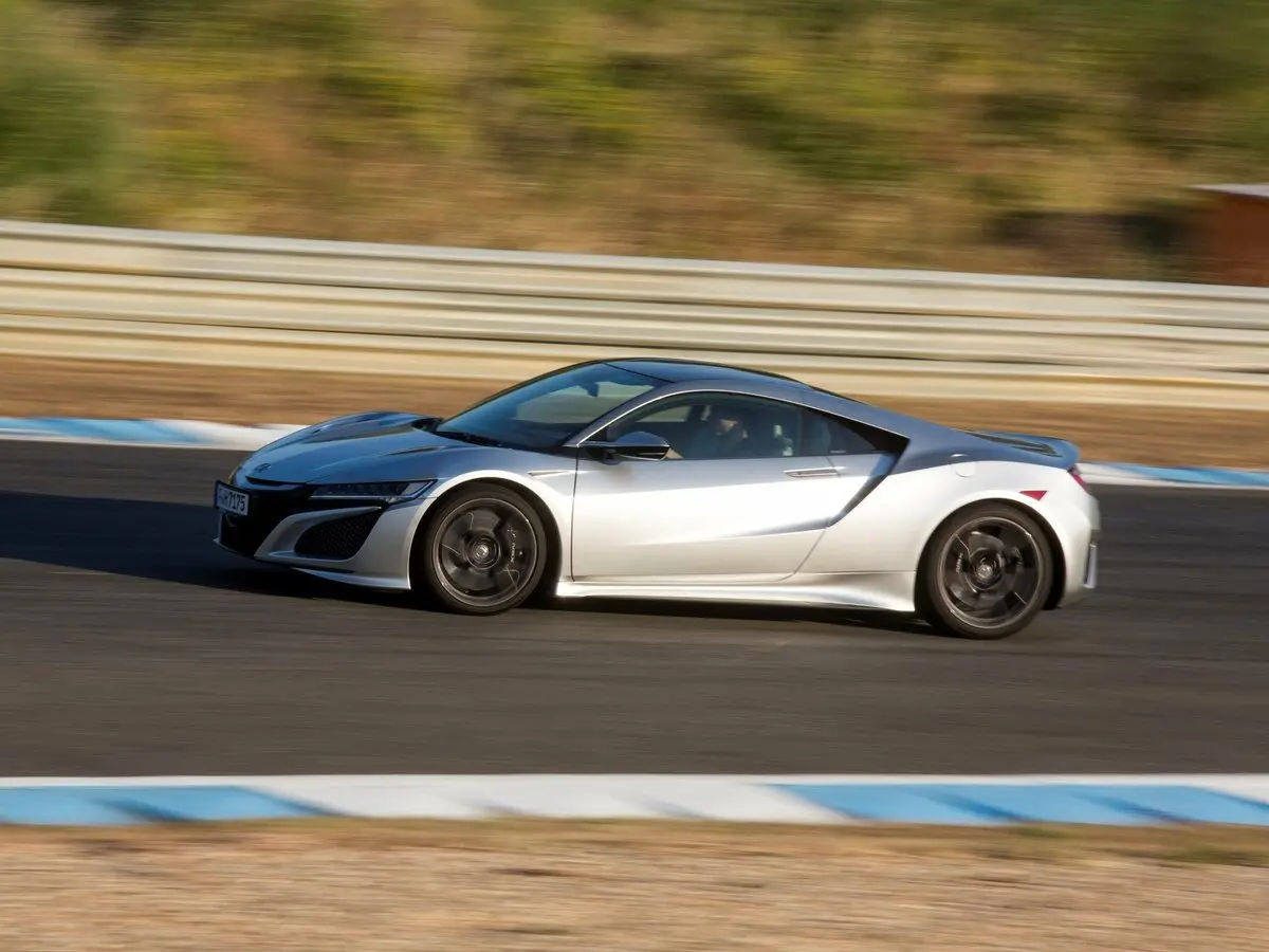 Honda NSX II Купе — photo 2