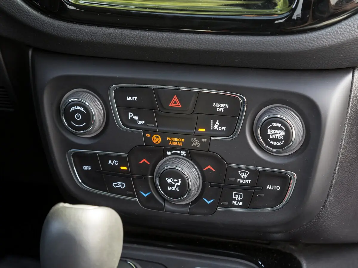 Jeep Compass II Внедорожник 5 дв. — сүрөт 35