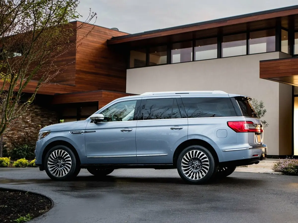 Lincoln Navigator IV Внедорожник 5 дв. — сүрөт 2