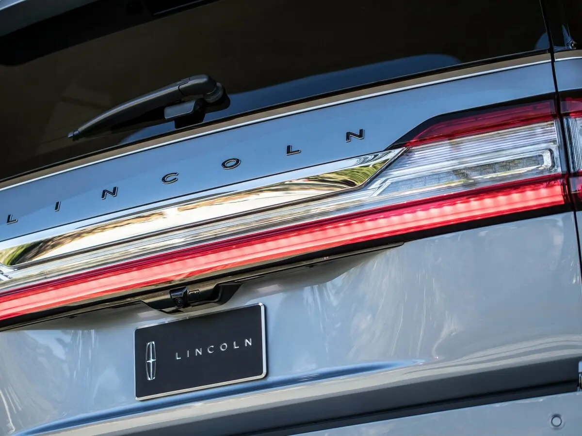 Lincoln Navigator IV Внедорожник 5 дв. — сүрөт 11