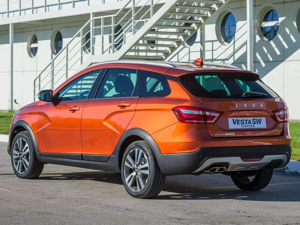 Lada (ВАЗ) Vesta I Универсал 5 дв. SW Cross — сүрөт 5