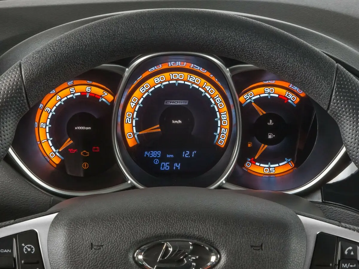 Lada (ВАЗ) Vesta I Универсал 5 дв. SW Cross — сүрөт 8