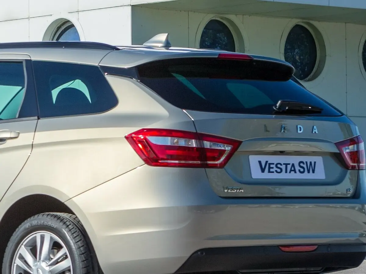 Lada (ВАЗ) Vesta I Универсал 5 дв. SW — сүрөт 14