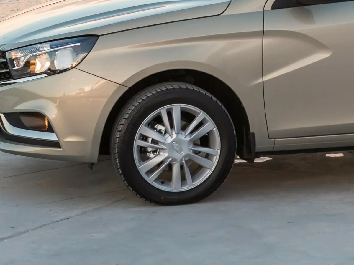 Lada (ВАЗ) Vesta I Универсал 5 дв. SW — сүрөт 16