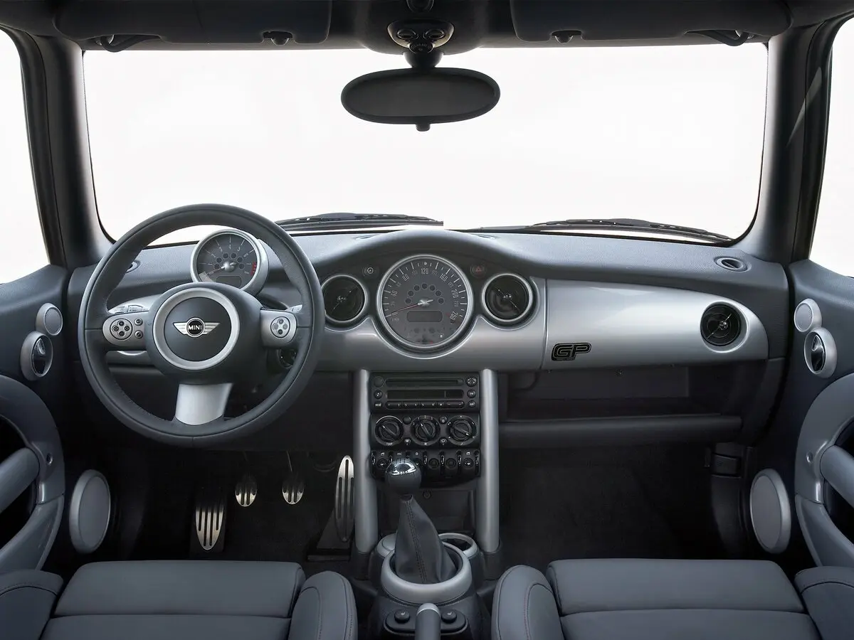 Mini Hatch I (R50) Хэтчбек 3 дв. JCW — фото 6