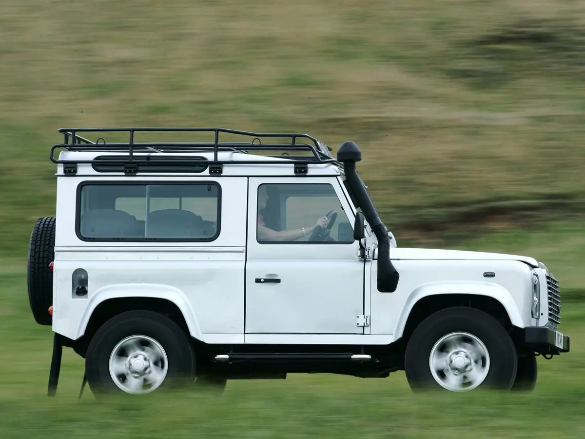Land Rover Defender I Внедорожник 3 дв. 90 — сүрөт 2