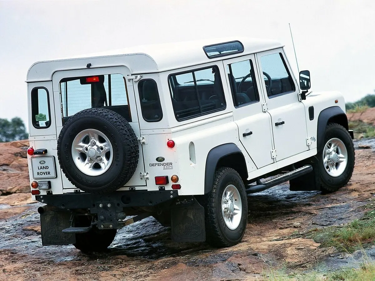 Land Rover Defender I Внедорожник 5 дв. 110 — сүрөт 5