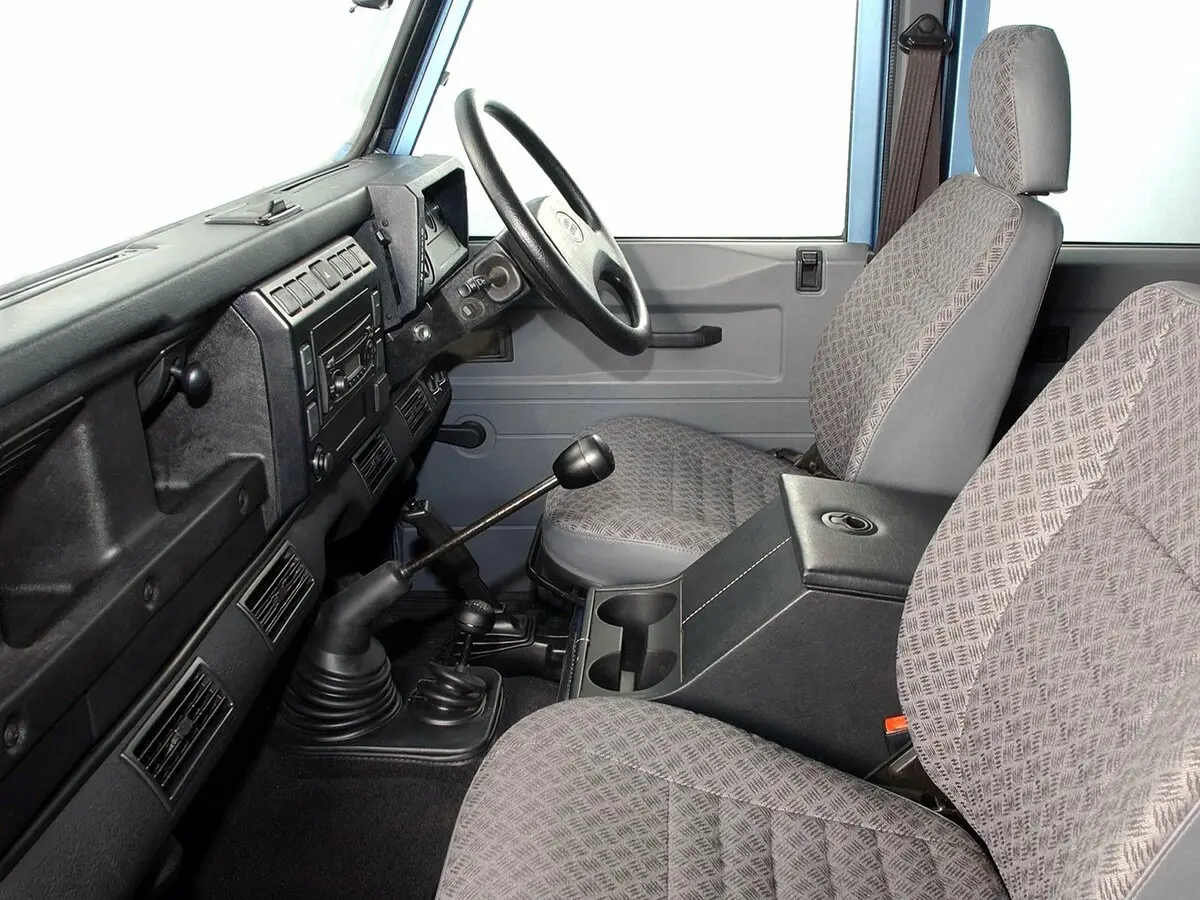 Land Rover Defender I Пикап Двойная кабина — сүрөт 7